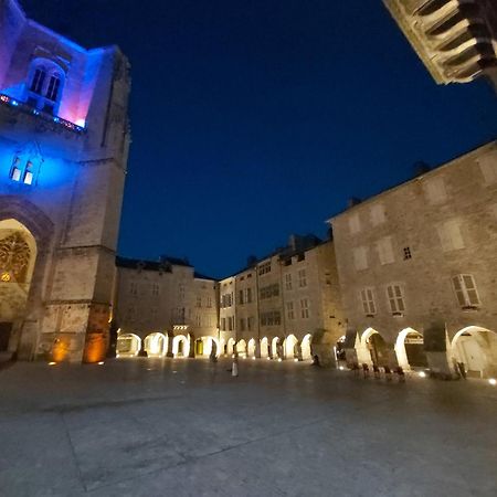 Le Saint-Georges Lägenhet Villefranche-de-Rouergue Exteriör bild