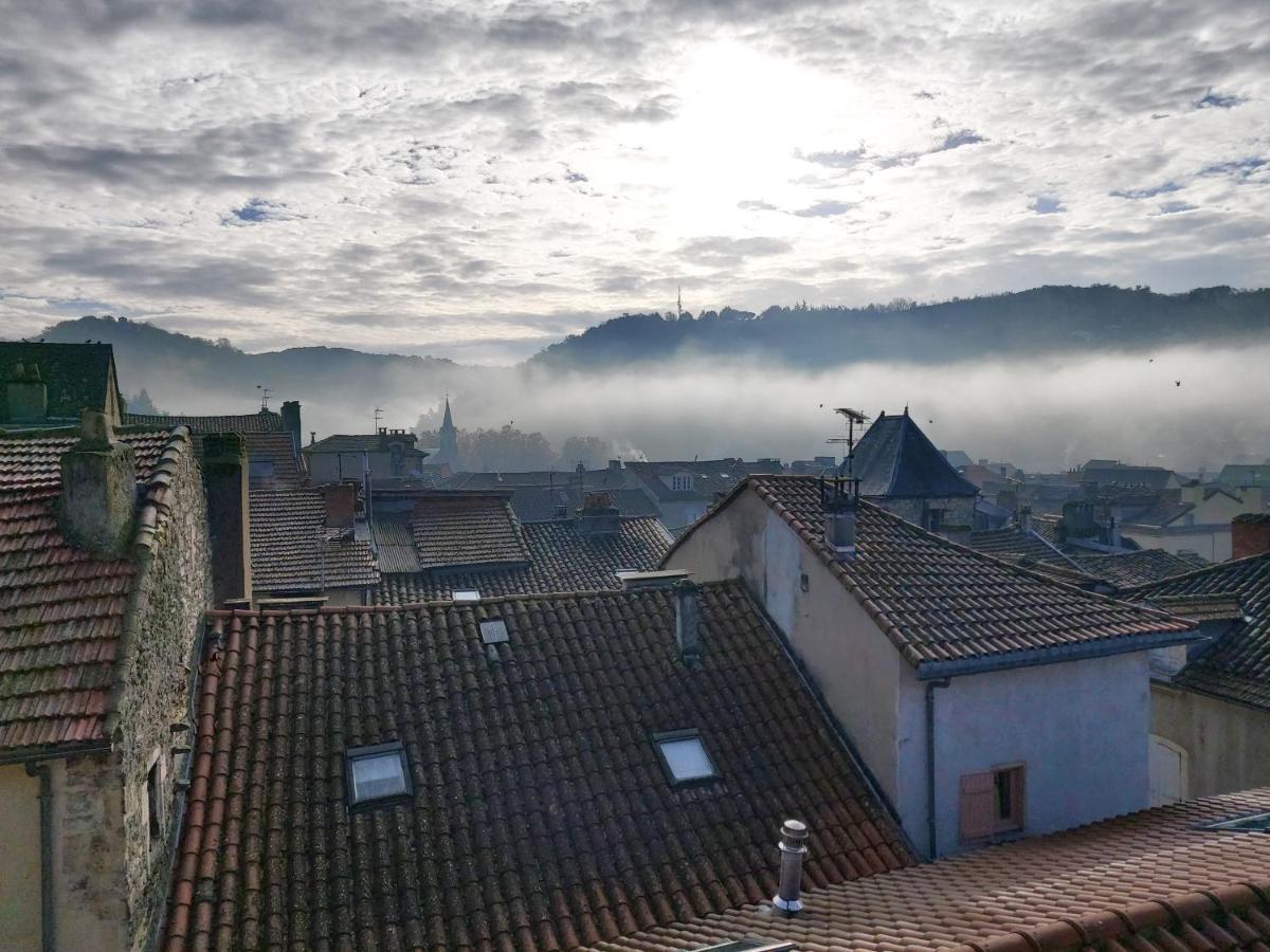 Le Saint-Georges Lägenhet Villefranche-de-Rouergue Exteriör bild