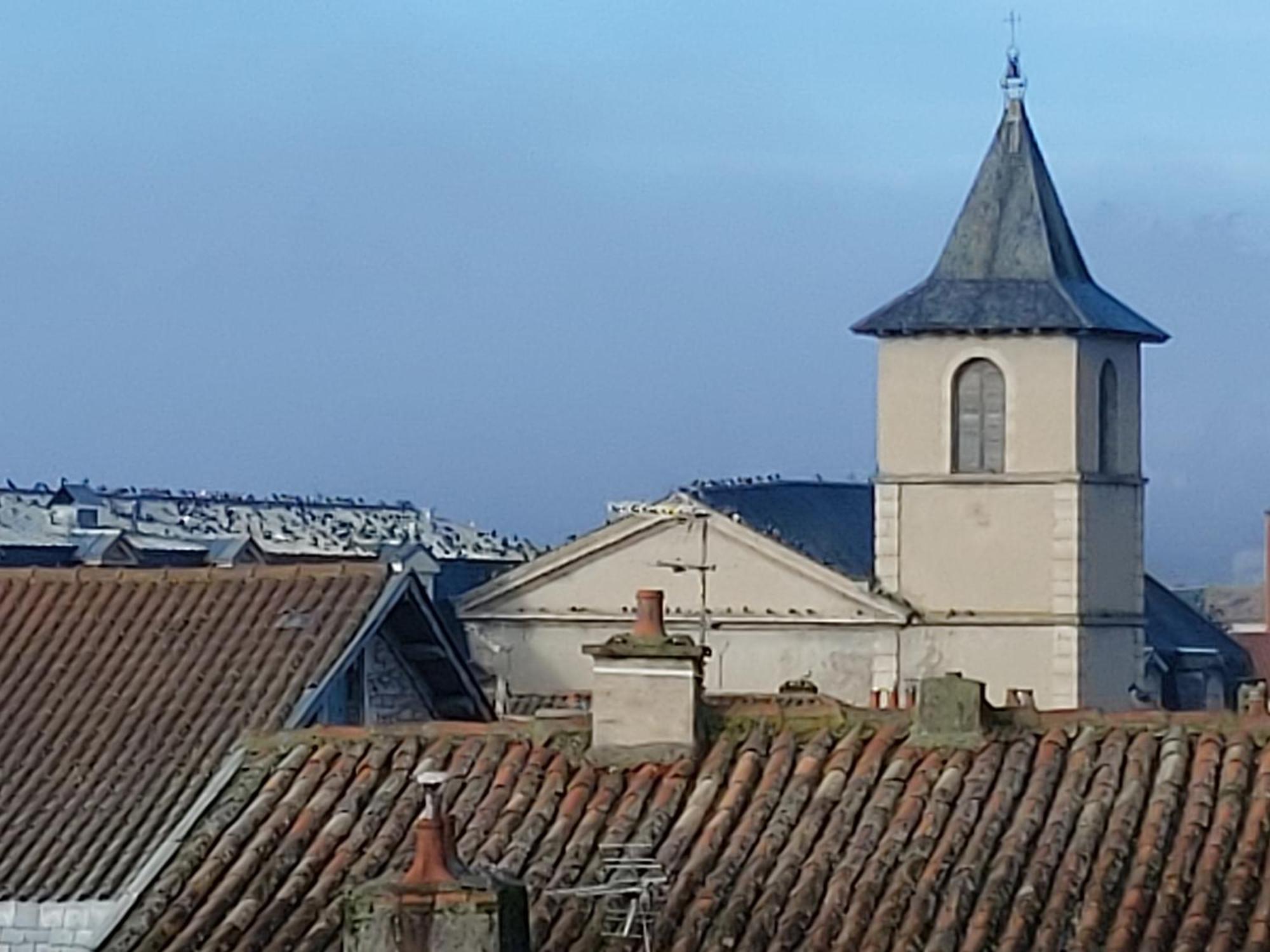 Le Saint-Georges Lägenhet Villefranche-de-Rouergue Exteriör bild