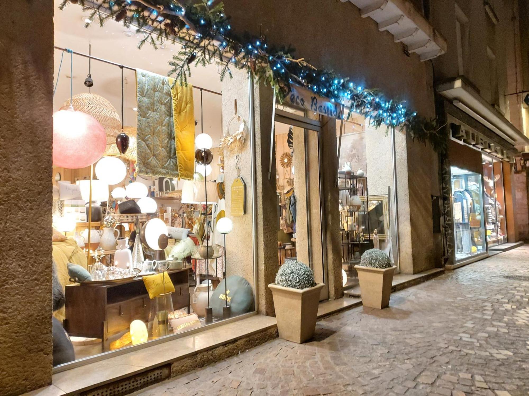 Le Saint-Georges Lägenhet Villefranche-de-Rouergue Exteriör bild