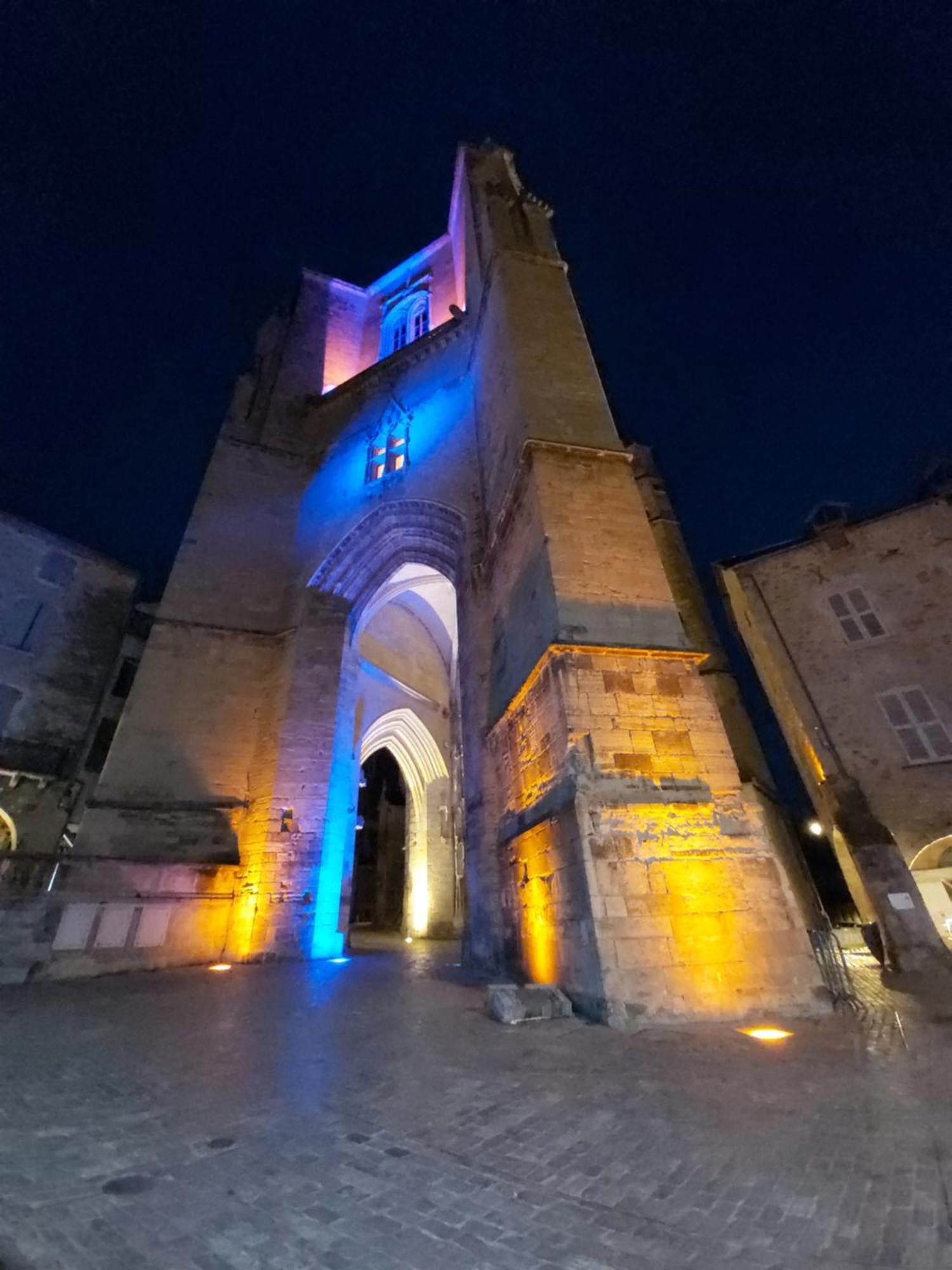 Le Saint-Georges Lägenhet Villefranche-de-Rouergue Exteriör bild