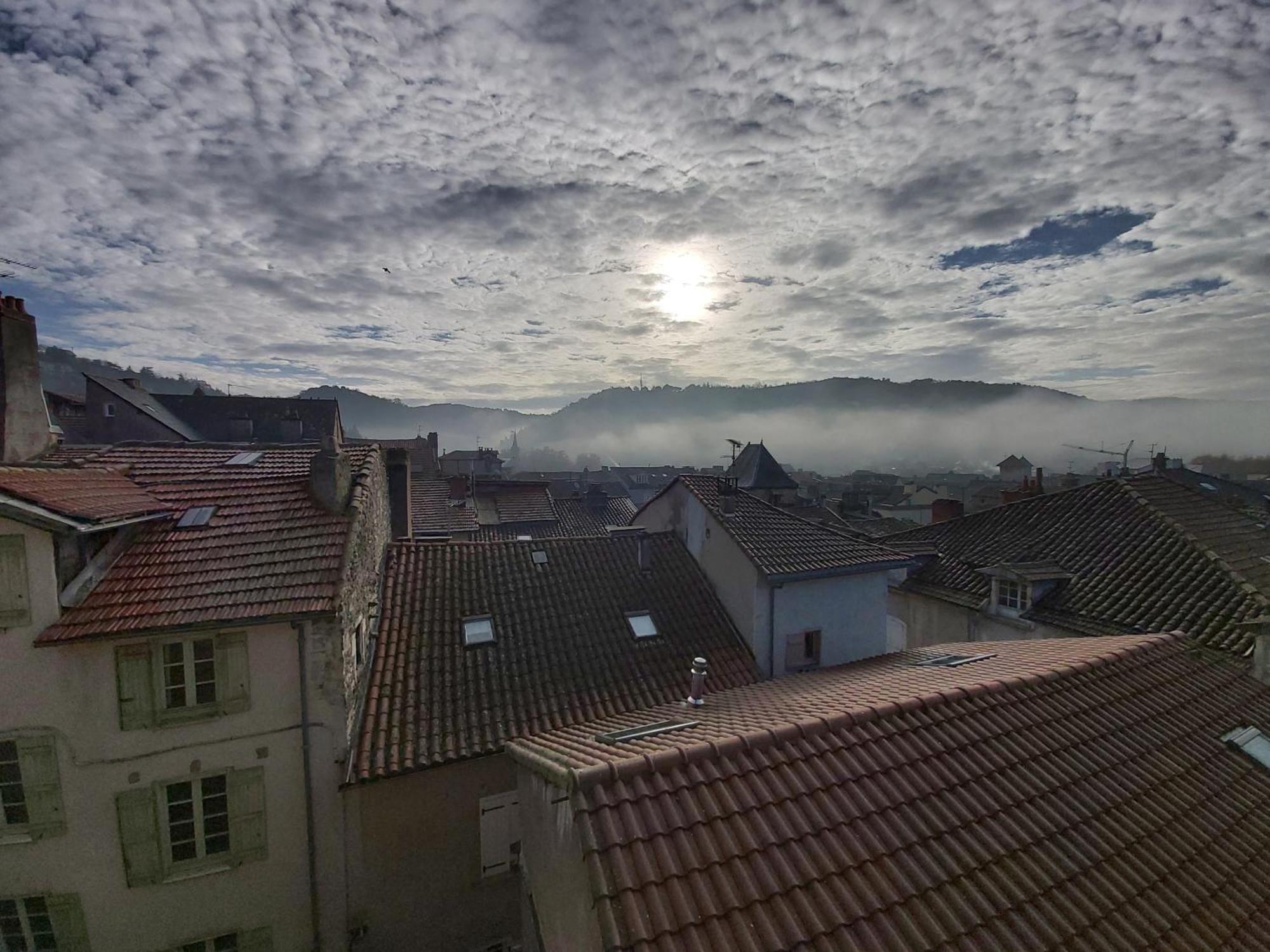Le Saint-Georges Lägenhet Villefranche-de-Rouergue Rum bild